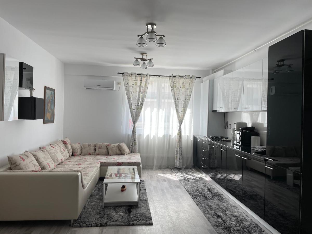 Iany Residence 1 นาโวดาริ ภายนอก รูปภาพ