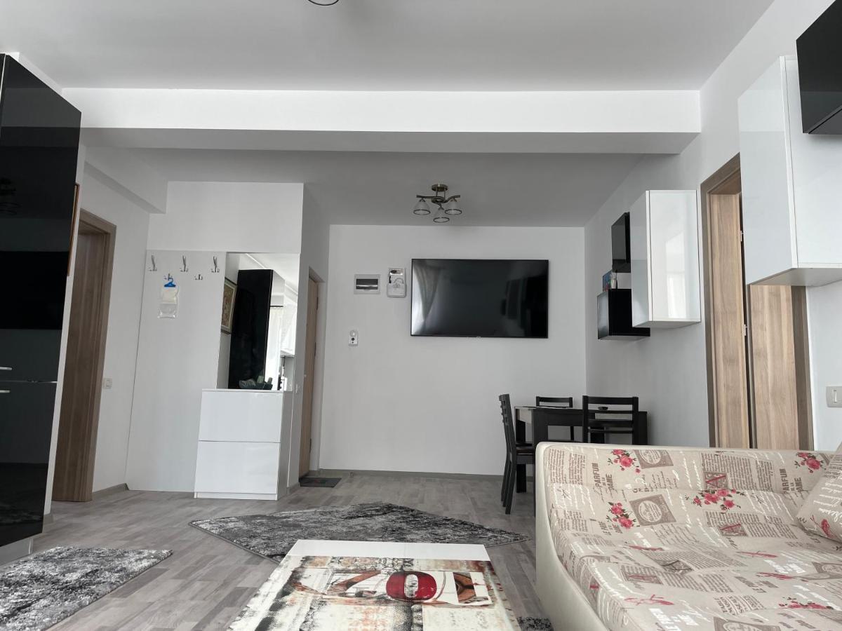 Iany Residence 1 นาโวดาริ ภายนอก รูปภาพ