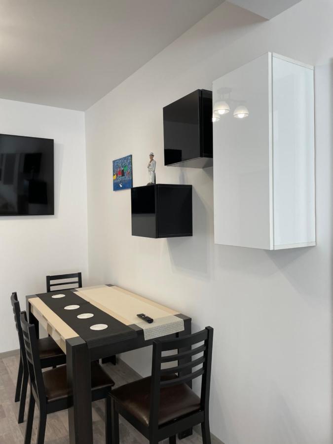 Iany Residence 1 นาโวดาริ ภายนอก รูปภาพ
